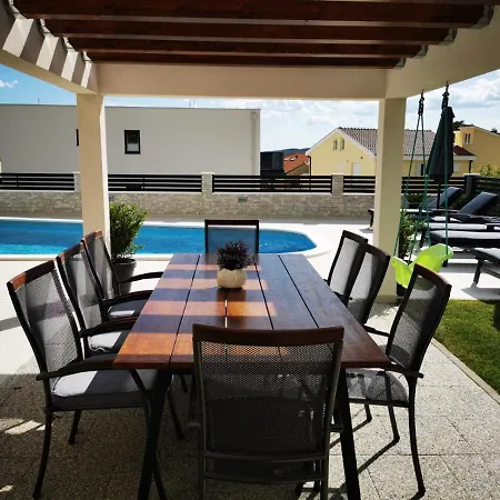 La Apartmán Baška Voda