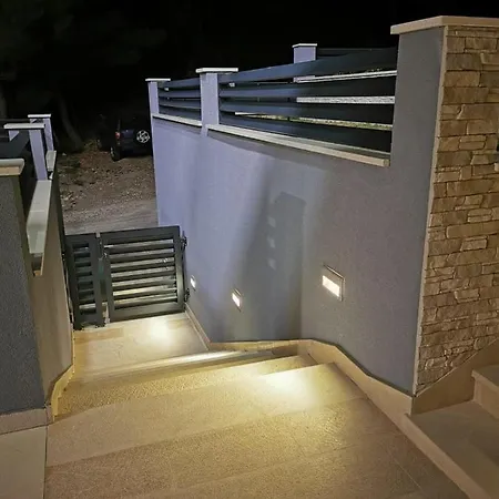 La Apartmán *